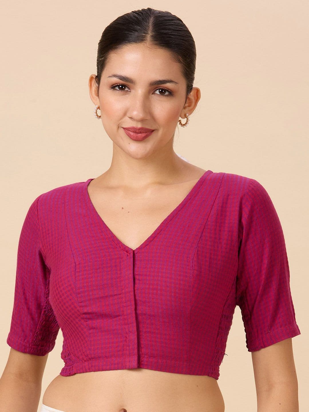 Studio Shringaar Pure Cotton Checked V Neck Saree Blouse - view 1