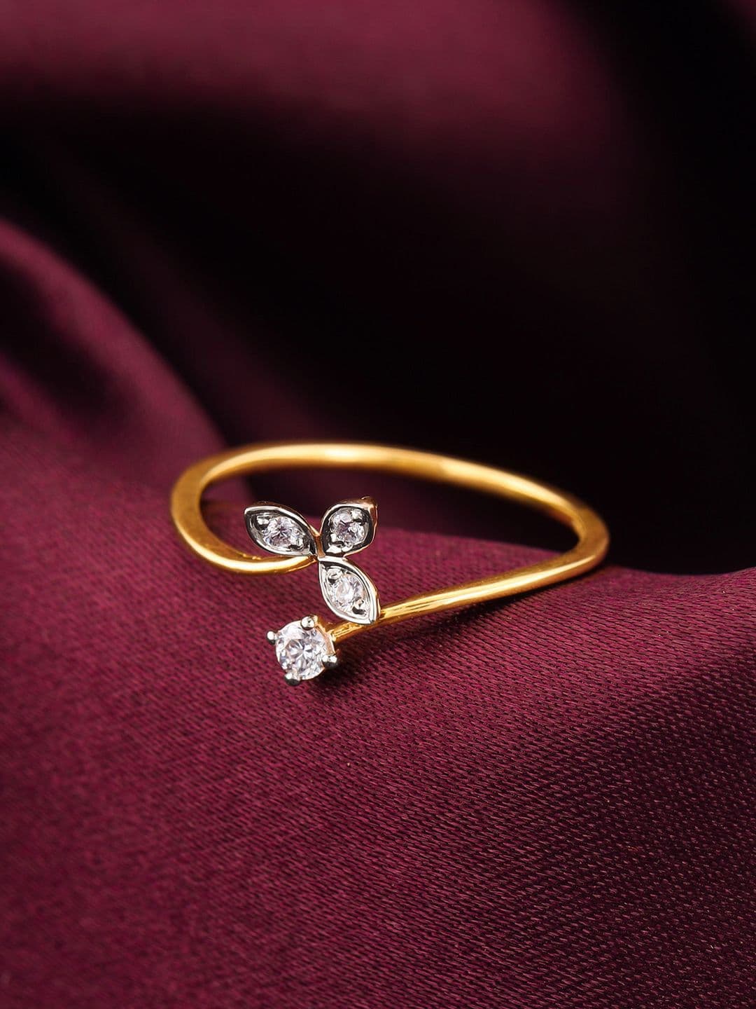GIVA Women 14KT Yellow Gold Leaflet Delights Ring Diamond-0.93 gms - view 1