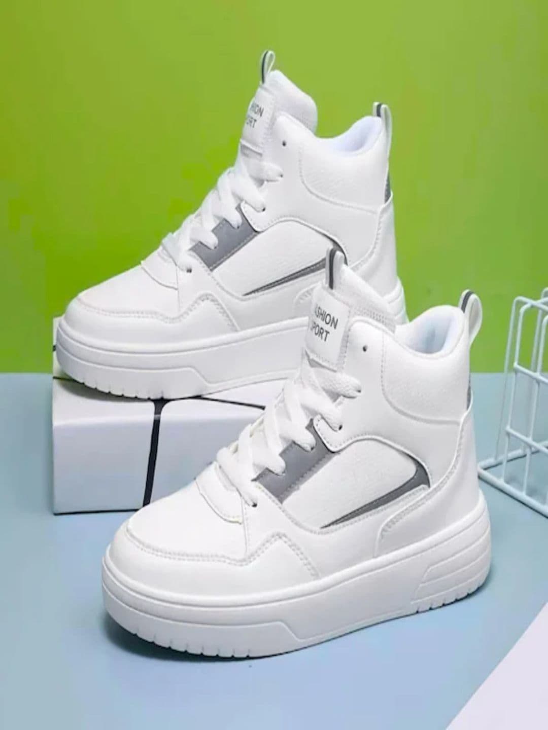 albania Men Colourblocked Leather Everyday Sneakers - view 1