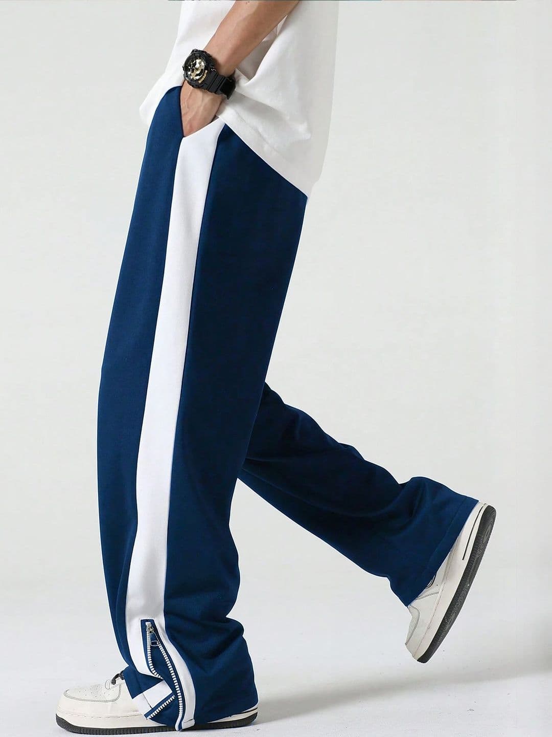 JUMPCUTS Men Mid Rise Baggy Fit Track Pants - view 1