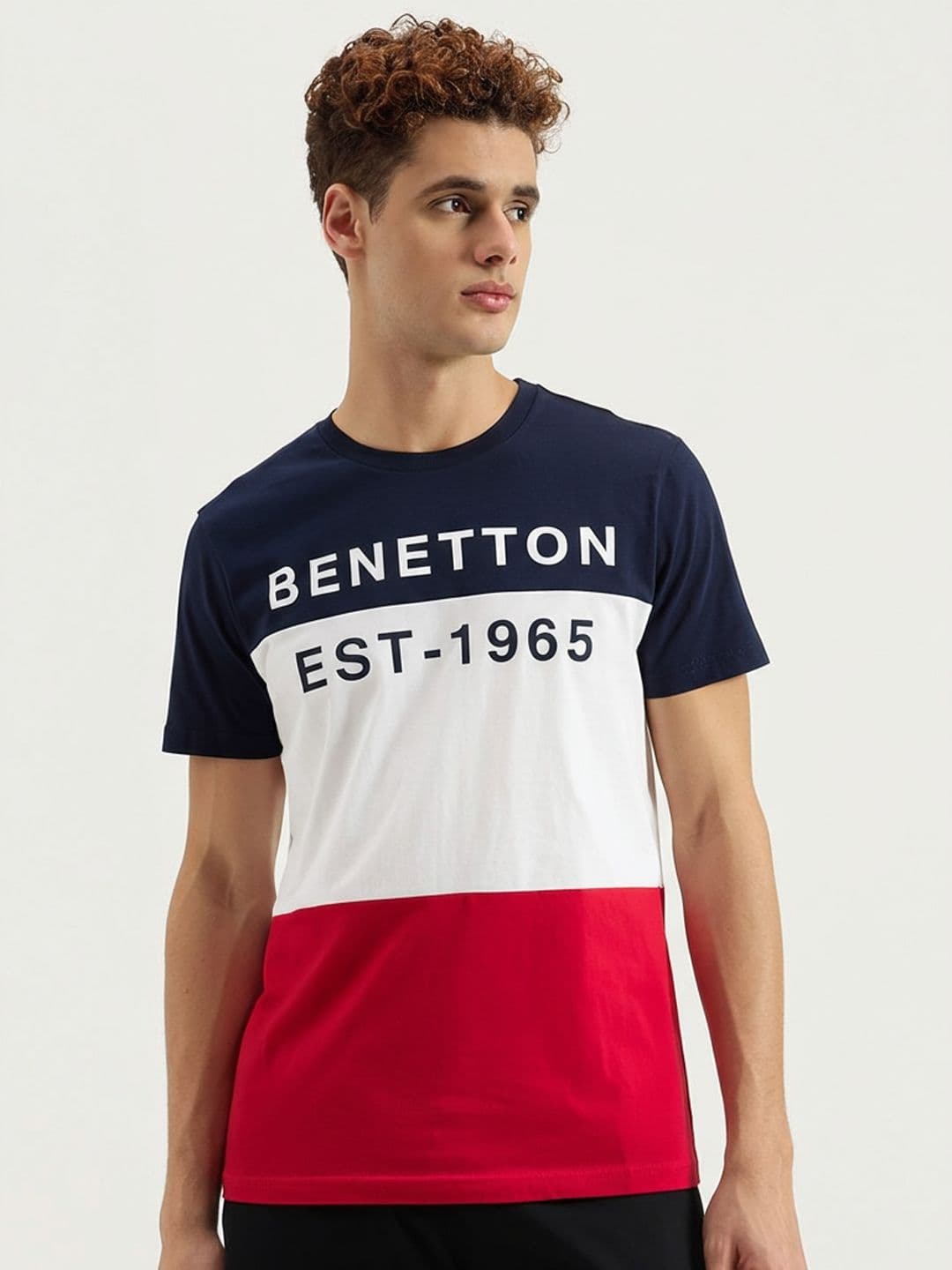 United Colors of Benetton Colorblocked Round Neck T-shirt - view 1