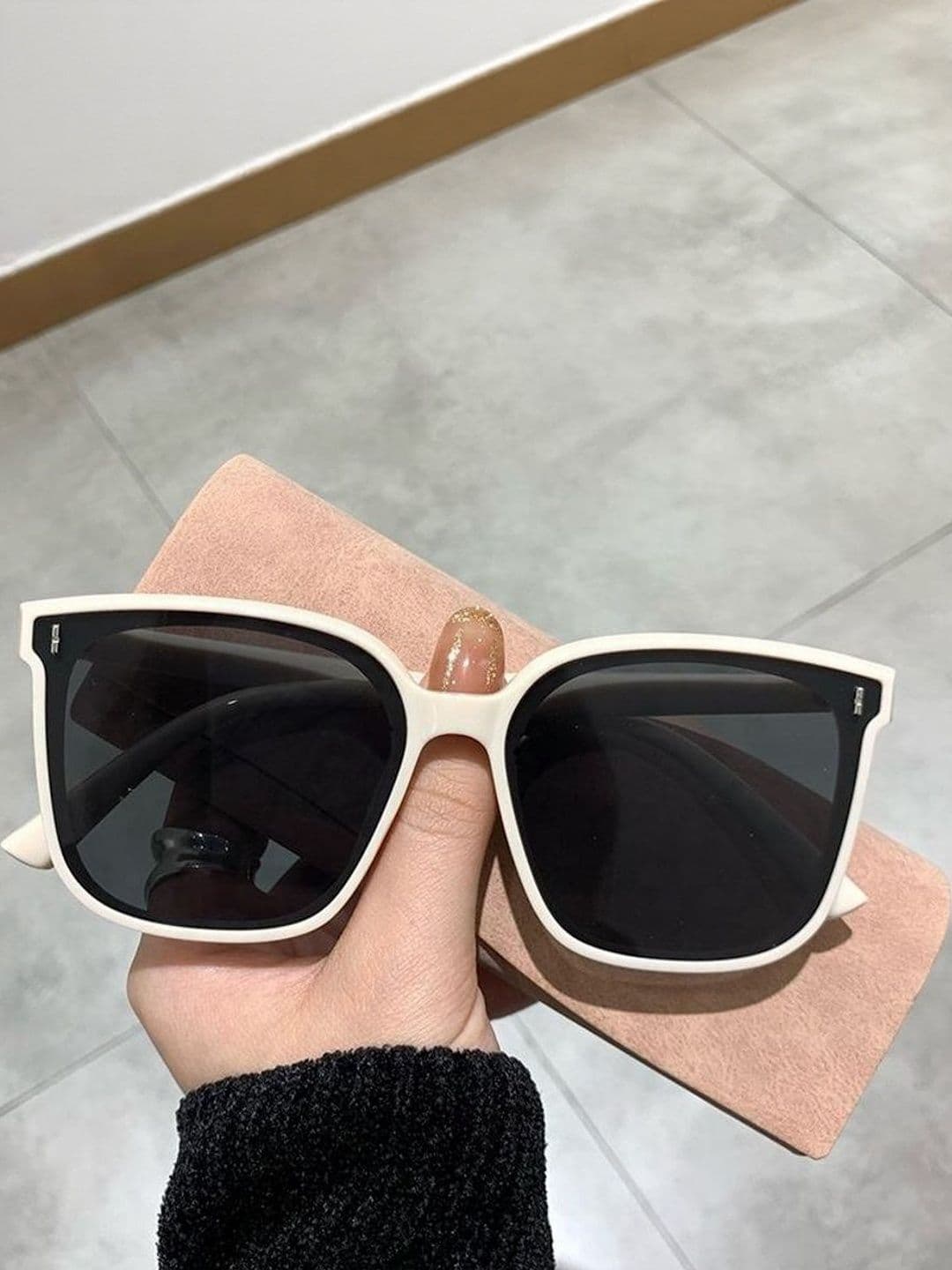 HAYDEN haiza Women Black Lens & Black Square Sunglasses with UV Protected Lens WH-CAT - view 1