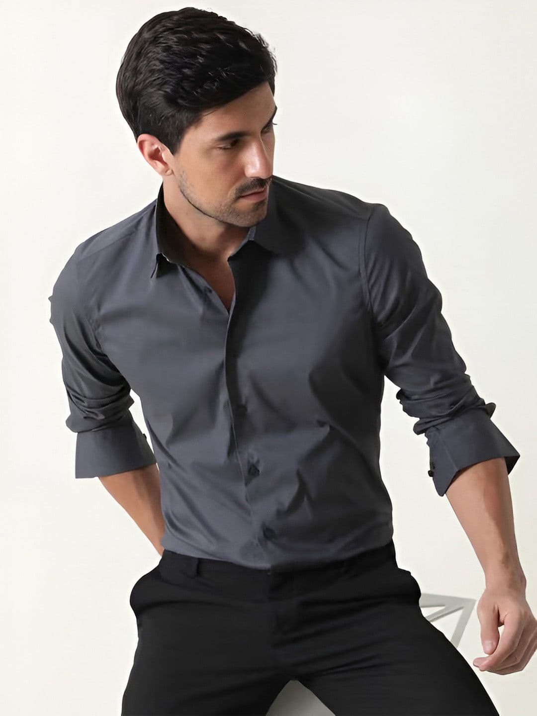 UNIQSOME Men Classic Fit Solid Spread Collar Cotton Formal Shirt - view 1