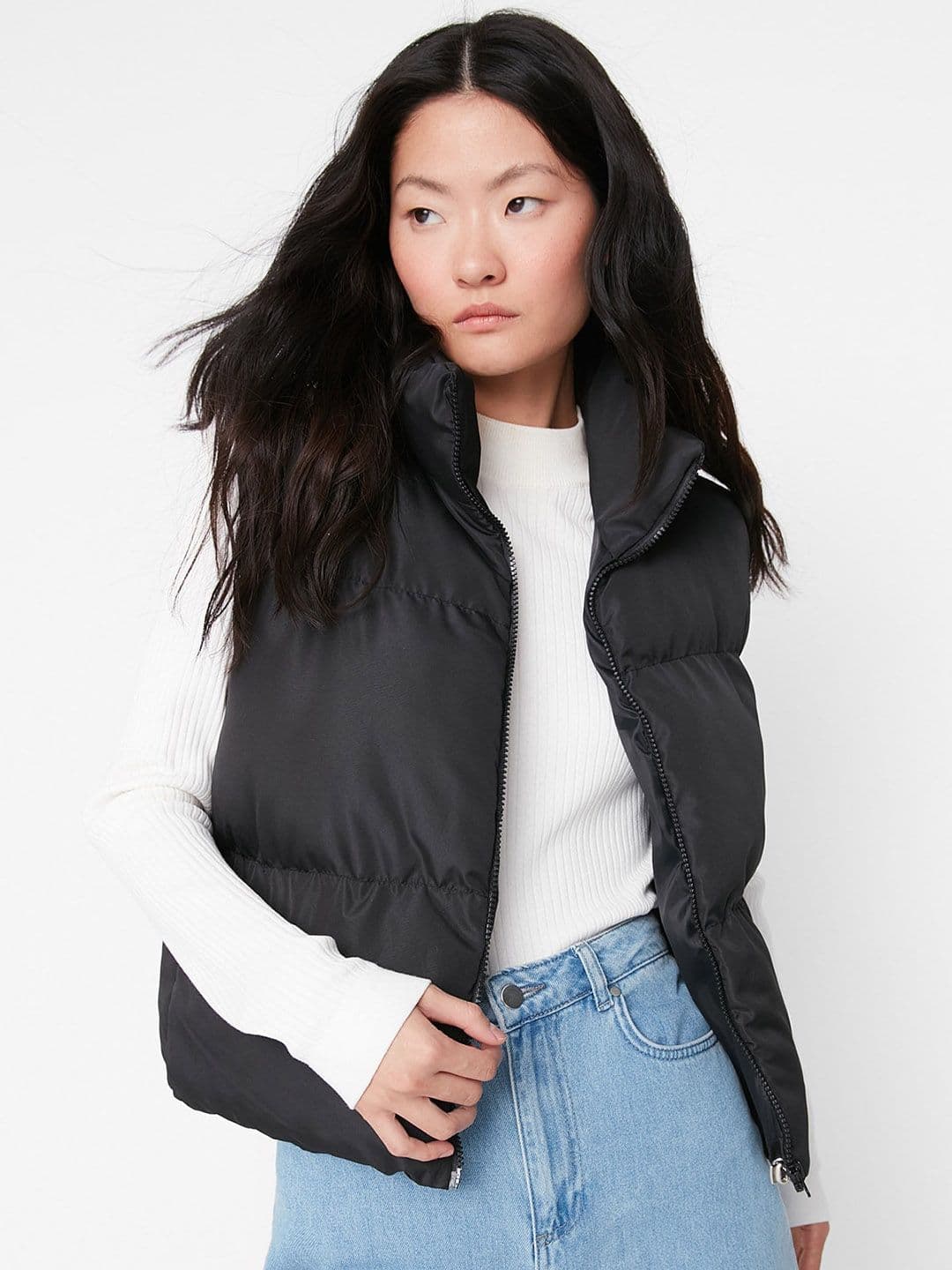 Trendyol Mock Collar Sleeveless Casual Puffer Jacket - view 1