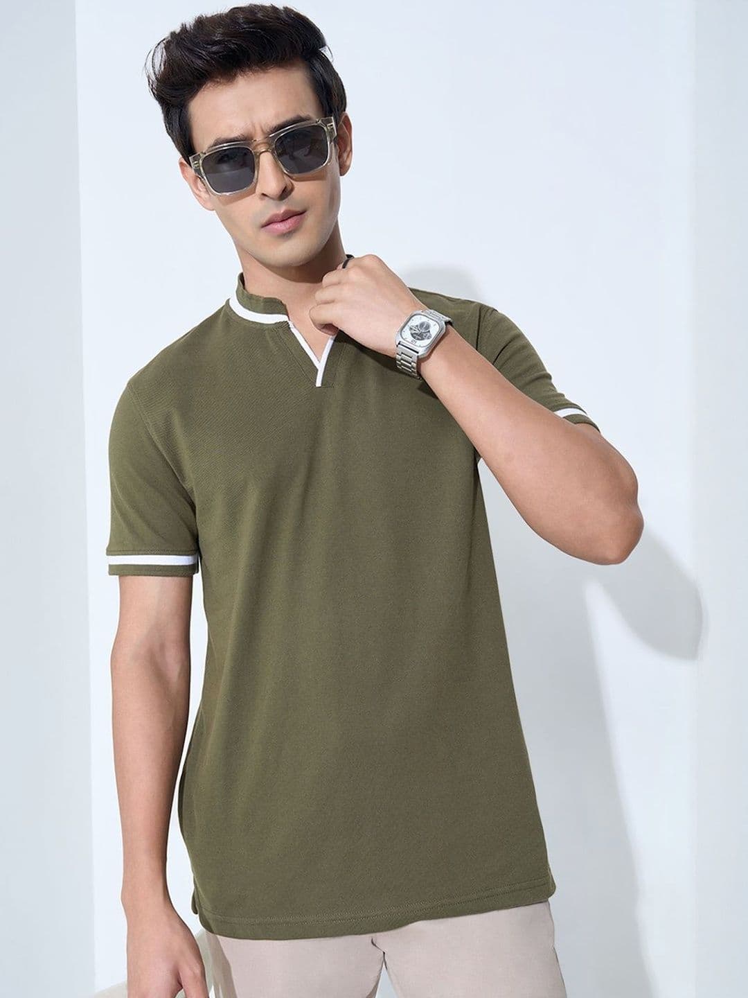 Peregrine by Pantaloons Henley Neck Slim Fit Cotton T-shirt - view 1