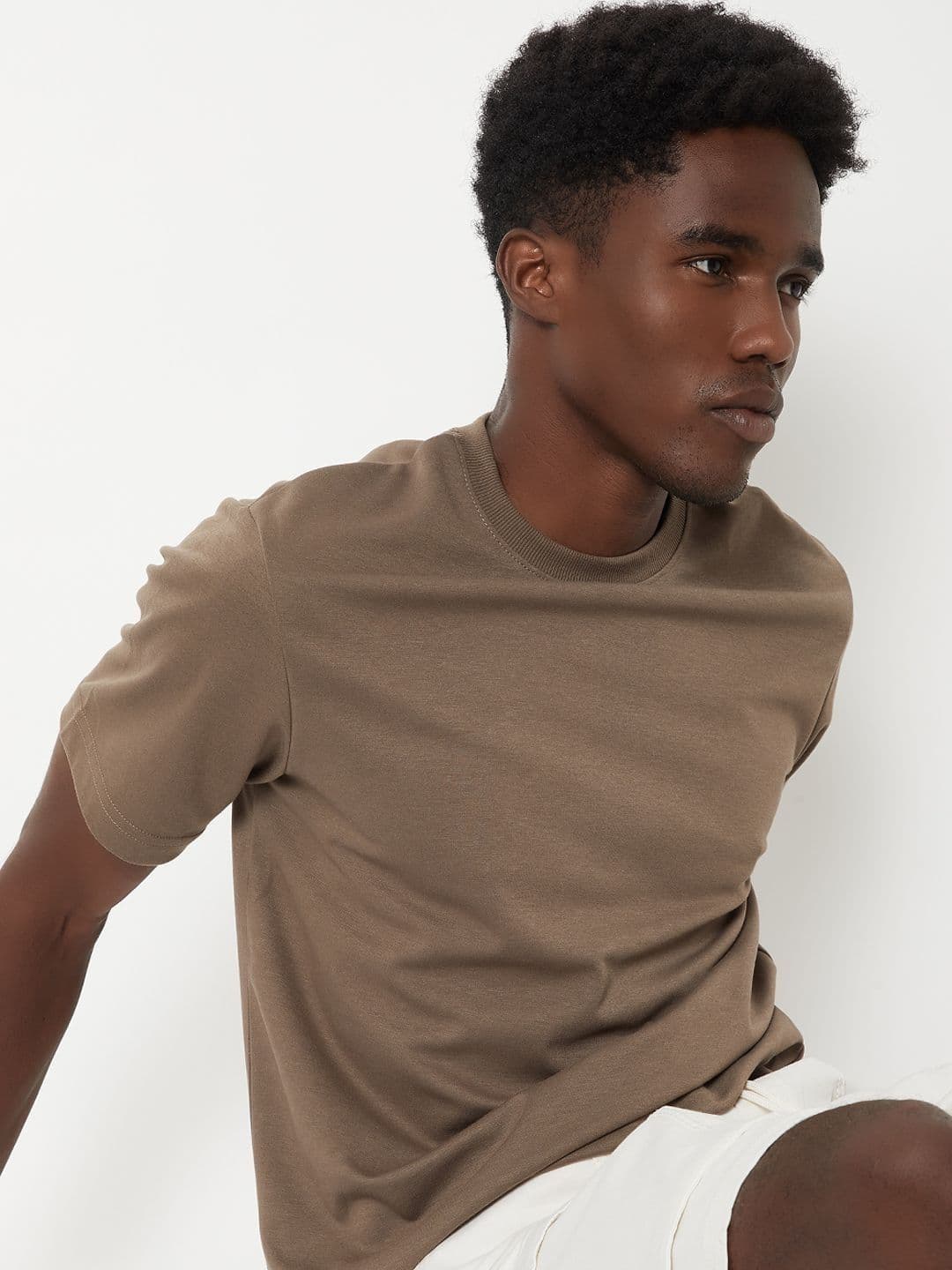 max Men Solid Cotton Regular Fit Half Sleeves T-shirt - view 1