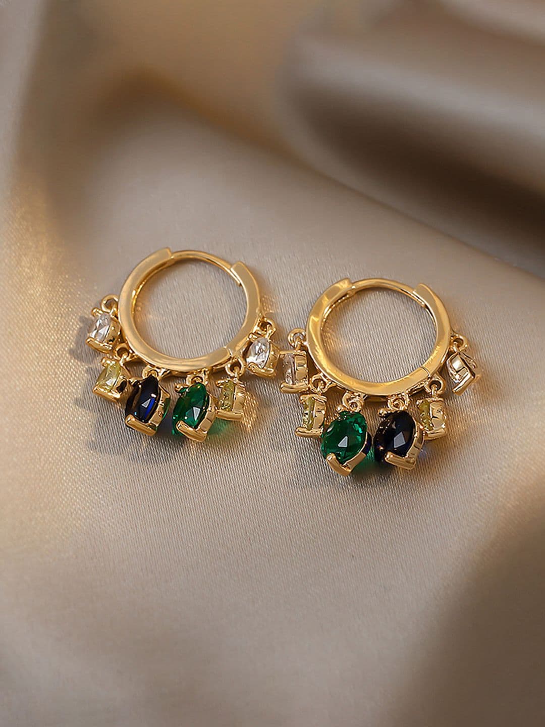 Just Lil Things Contemporary Studs Earrings - view 1
