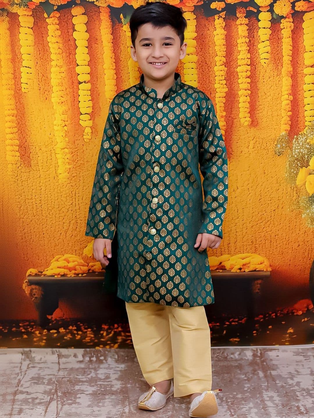 BownBee Boys Printed Front Open Jacquard Mandarin Collar Sherwani - view 1