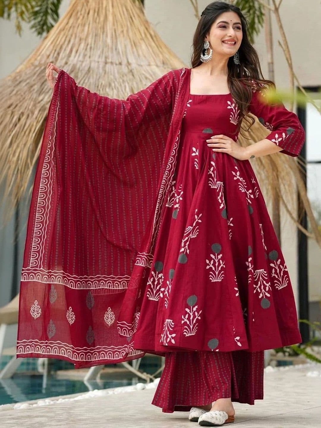ARADHNA Women Floral Printed Panelled Kurta with Palazzos & With Dupatta - view 1