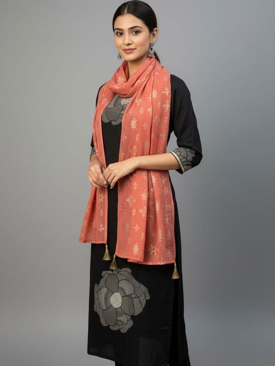 Sangria Women Ethnic Motifs Printed Dupatta With Tasseled Border - view 1