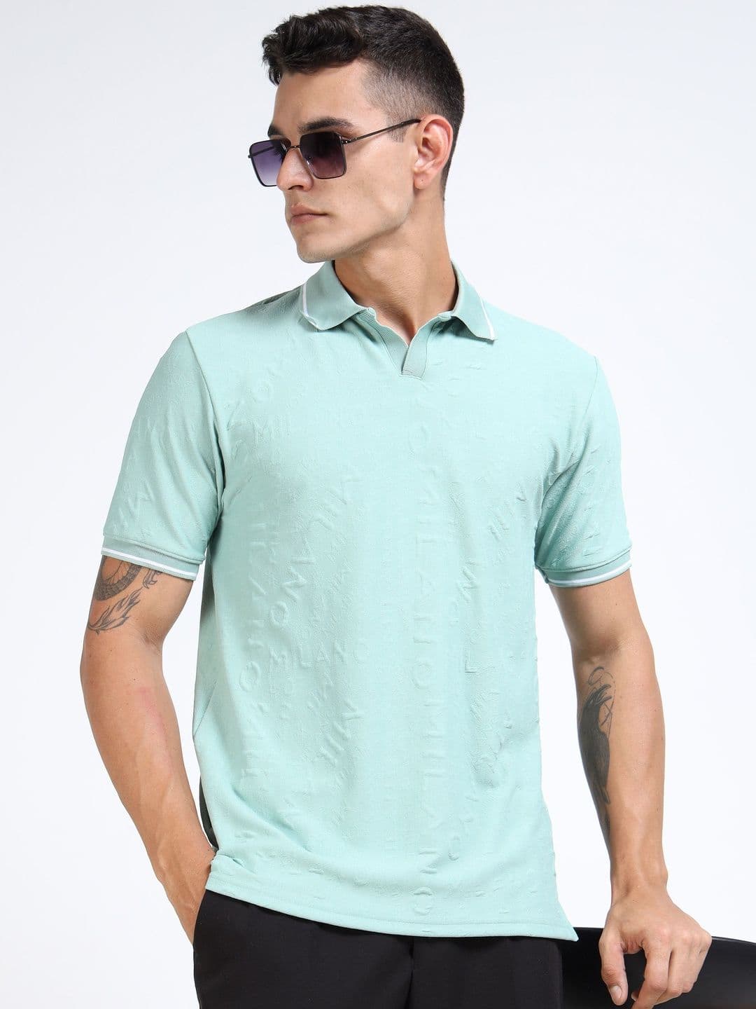 THE BEETEL HOUSE Men Textured Polo Collar Regular Fit T-shirt - view 1