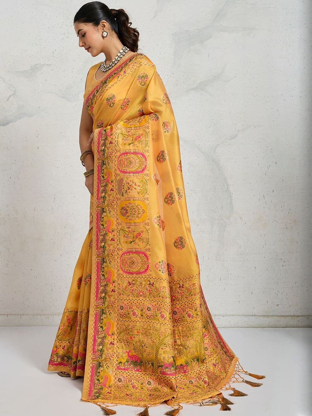 Mitera Tanchoi Woven Banarasi Saree With Handmade Tassels With Unstithced Blouse Piece - view 1