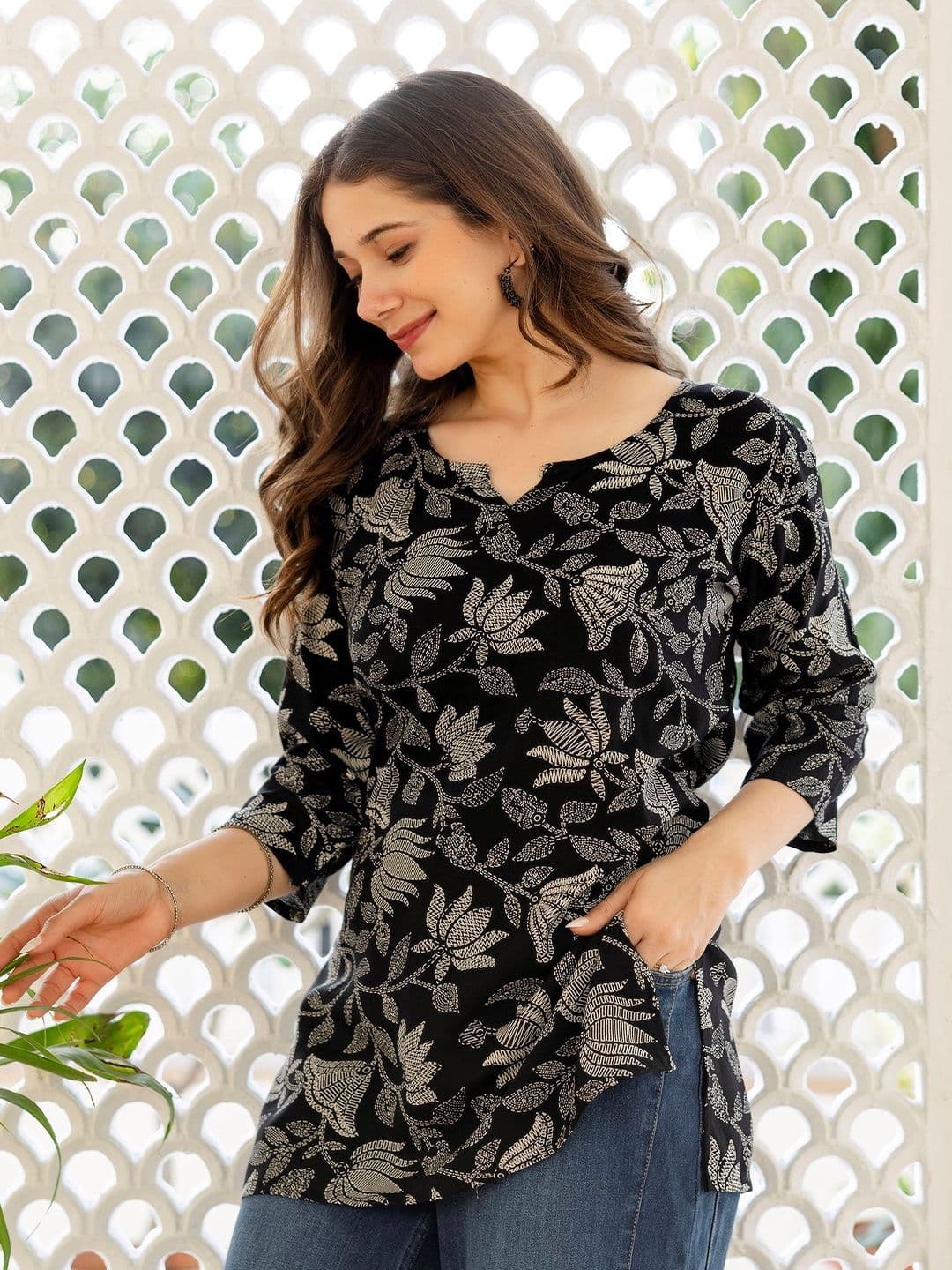 Mialo fashion Floral Printed Mandarin Collar Straight Kurti - view 1