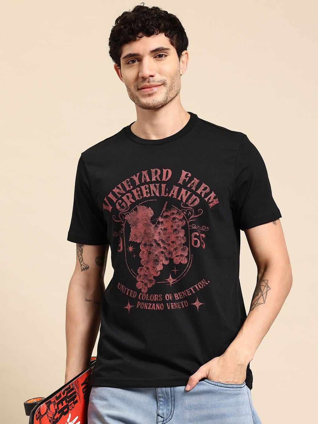 United Colors of Benetton Graphic Printed Round Neck T-shirt - view 1