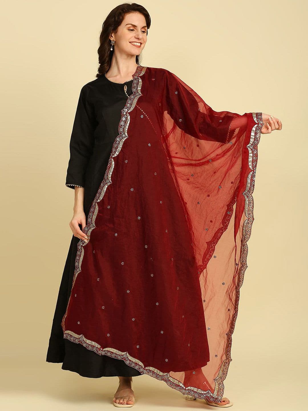 Dupatta Bazaar Floral Embroidered Organza Dupatta With Sequinned - view 1