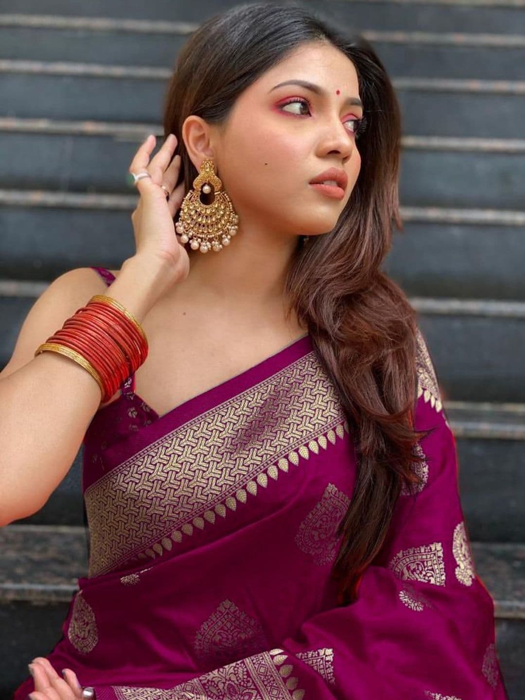 AVANTIKA FASHION Woven Design Ethnic Motifs Zari Heavy Work Kanjeevaram Saree - view 1
