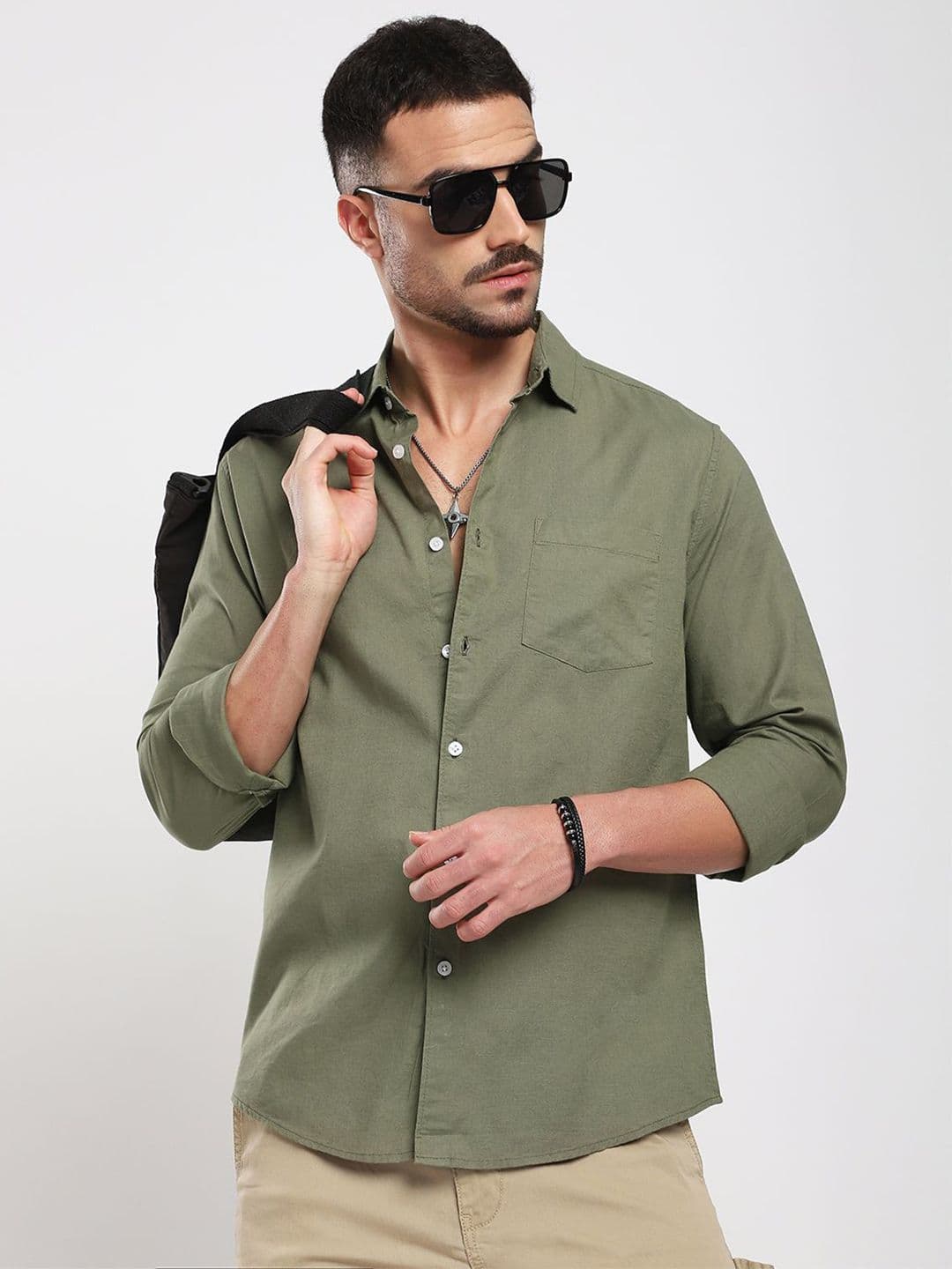 VASTRADO Men Classic Fit Solid Spread Collar Cotton Casual Shirt - view 1