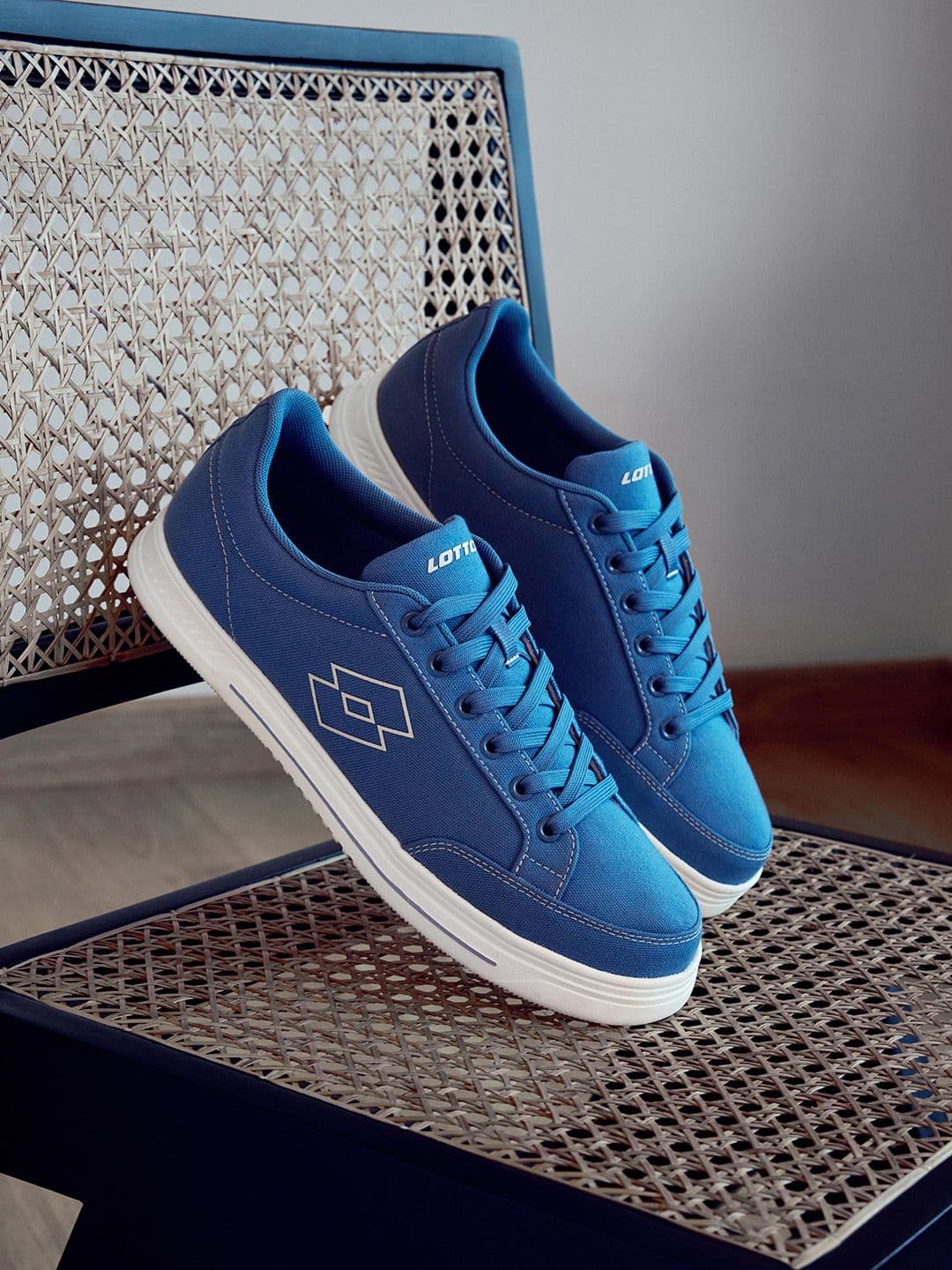 Lotto Men Strada Vele Blue Sneakers - view 1