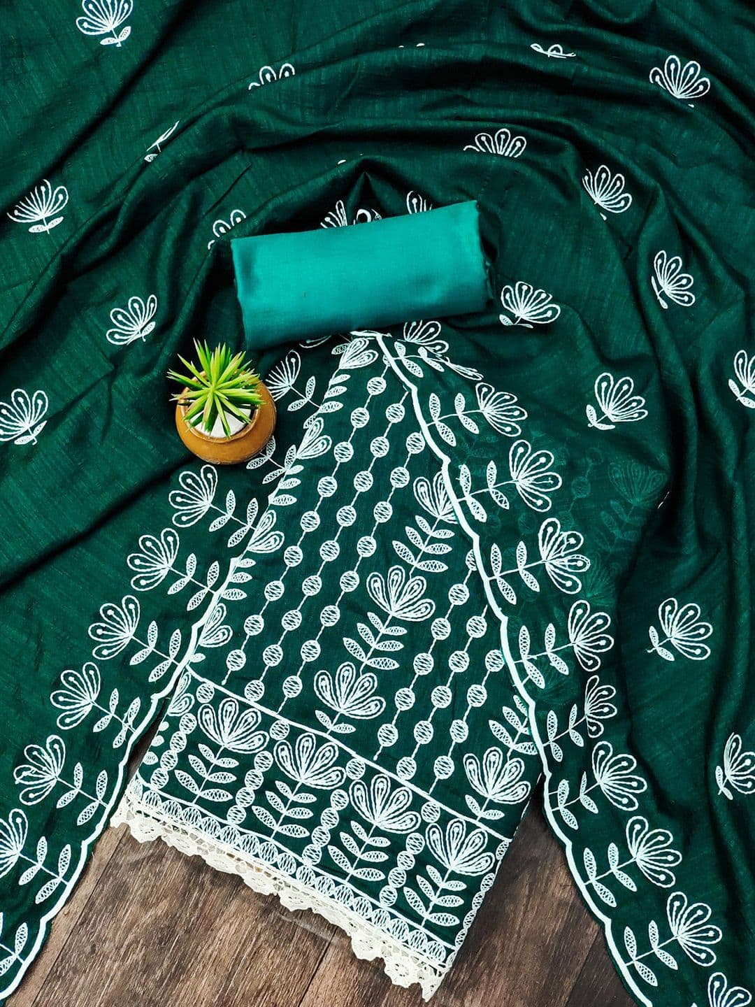 Rangtulika Ethnics Floral Embroidered Thread Work Organza Unstitched Dress Material - view 1