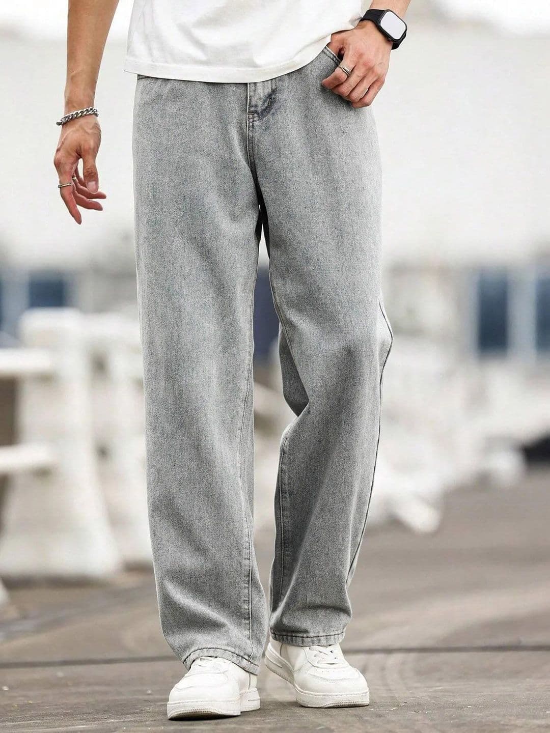 Kotty Men Relaxed Fit Mid-Rise Light Fade Stretchable Jeans - view 1