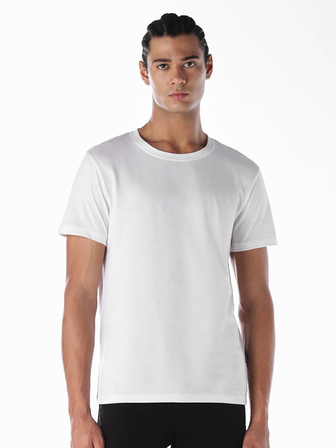 Jack & Jones Men Solid Round Neck Pure Cotton T-shirt - view 1