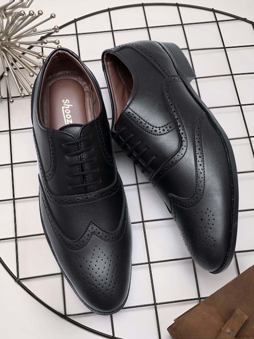 Shooz Men Lace-Up Formal Brogues - view 1