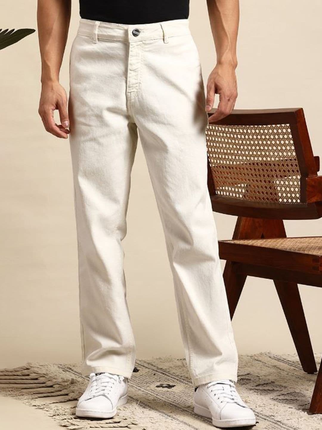 Mast & Harbour Men Classic Regular Fit Mid-Rise Stretchable Jeans - view 1