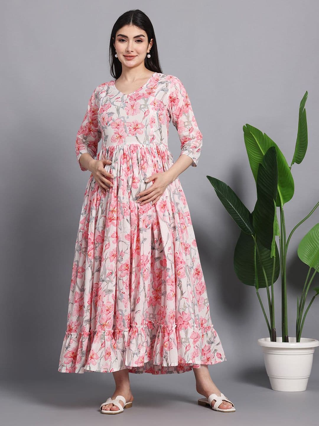 Gujari Floral Printed Casual Maxi Dress - view 1