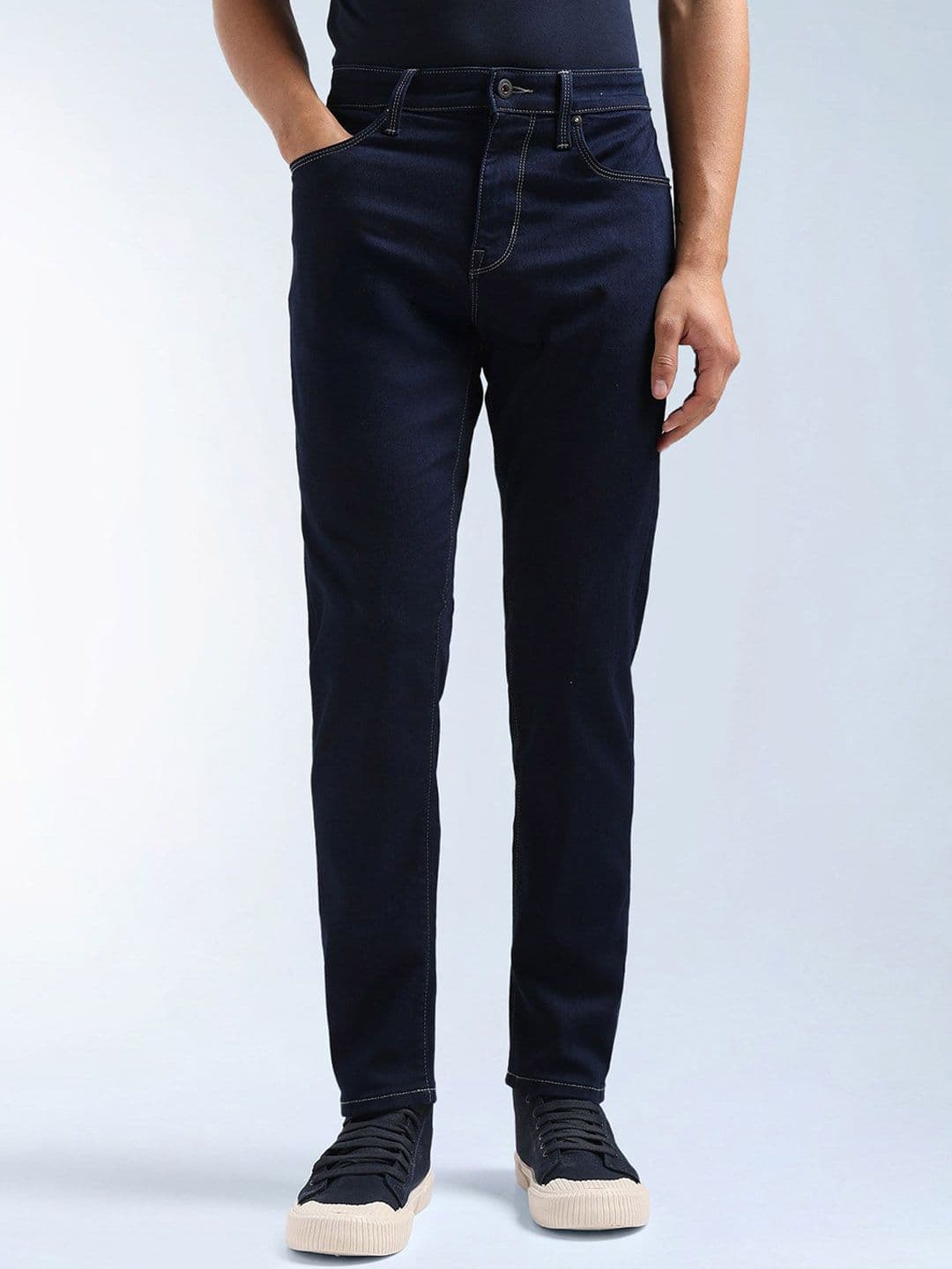 Flying Machine Men F-Lite Tapered Fit Mid-Rise Stretchable Jeans - view 1