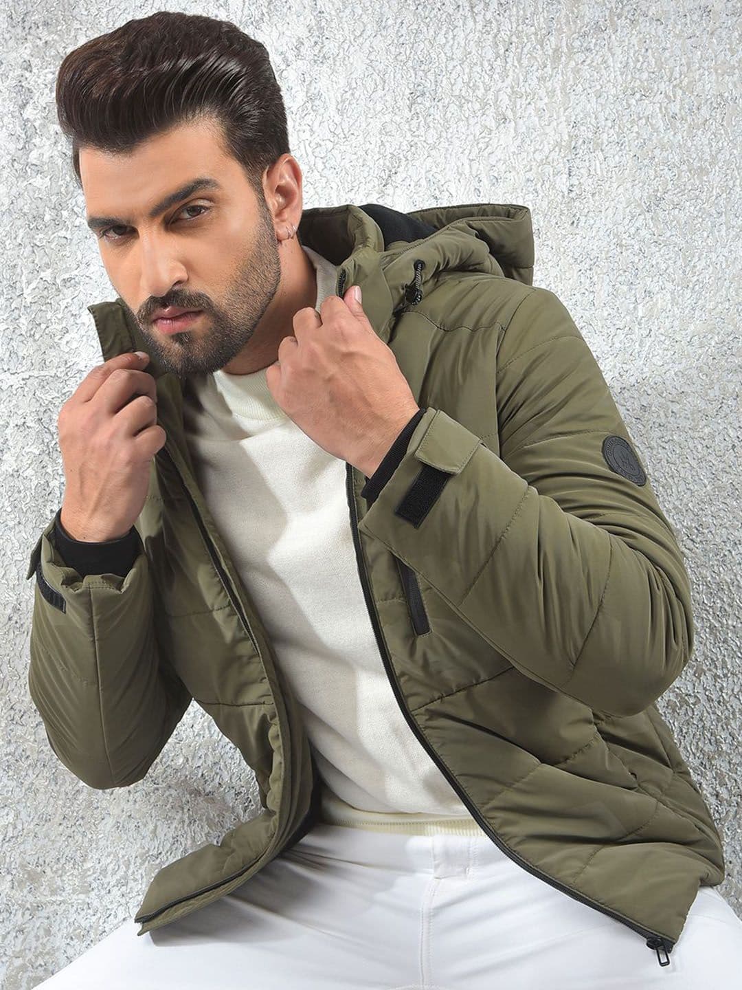 Crimsoune Club Men Hooded Solid Lightweight Puffer Jacket - view 1