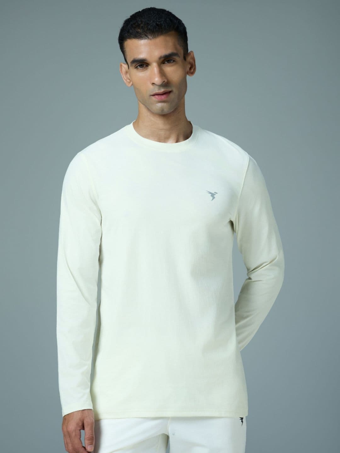 Technosport Men Anti Static Solid Round Neck Slim Fit T-shirt - view 1