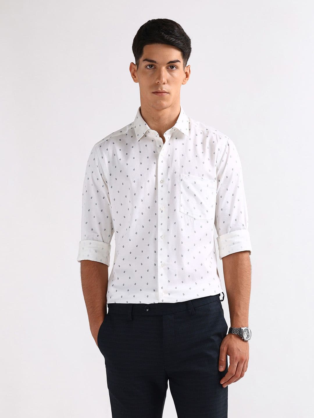 Arrow Manhattan Micro Ditsy Print Pure Cotton Cutaway Collar Slim Fit Formal Shirt - view 1