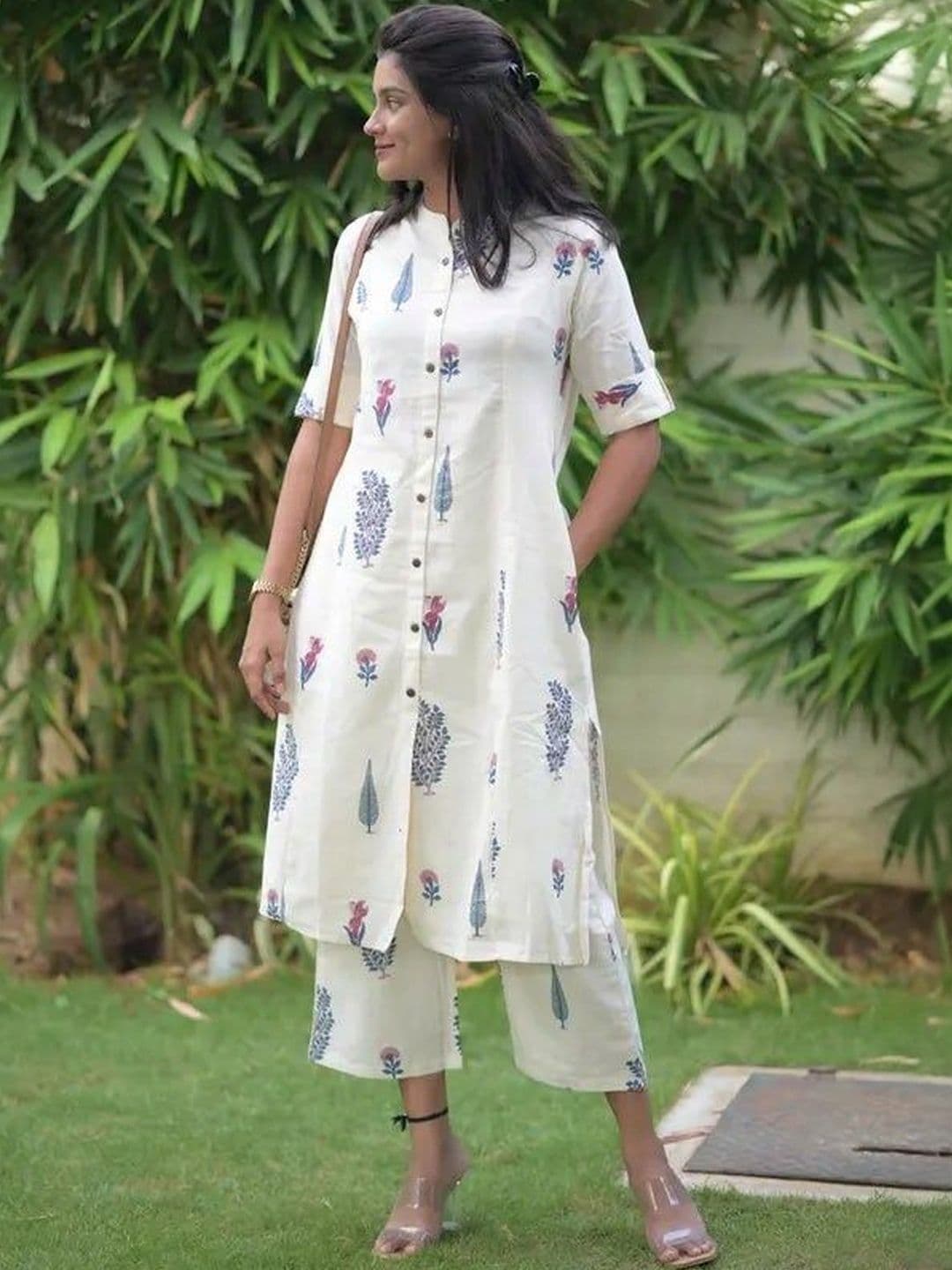 Vishishtah Women Ethnic Motifs Printed Regular Kurta with Trousers - view 1