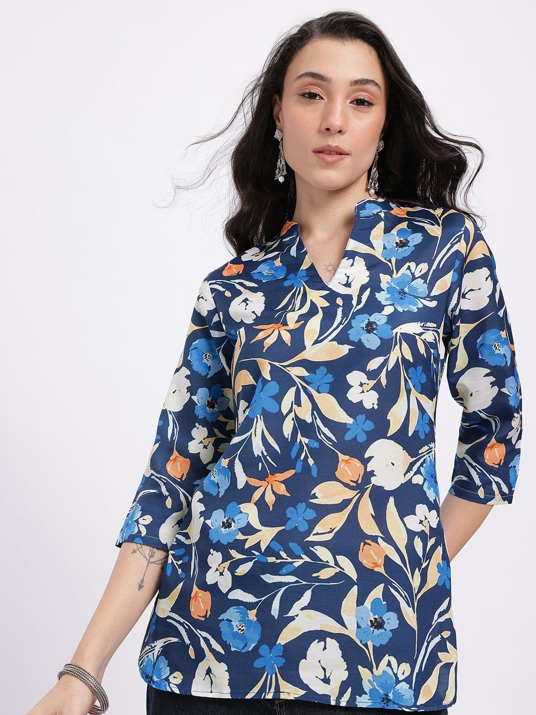 Anouk Rustic Tropical Printed Mandarin Collar Straight Kurti - view 1