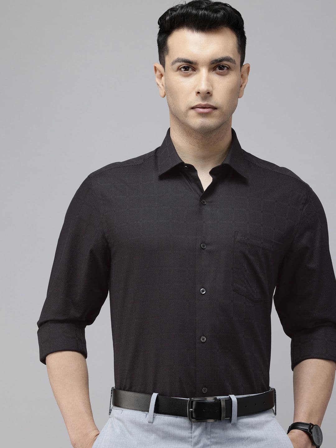 Arrow Pure Cotton Manhattan Slim Fit Textured Checked Formal Shirt - view 1