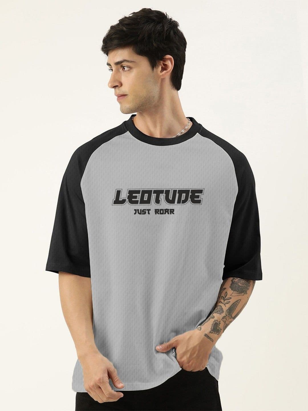Leotude Men Colourblocked Drop Shoulder Round Neck Oversized T-shirt - view 1