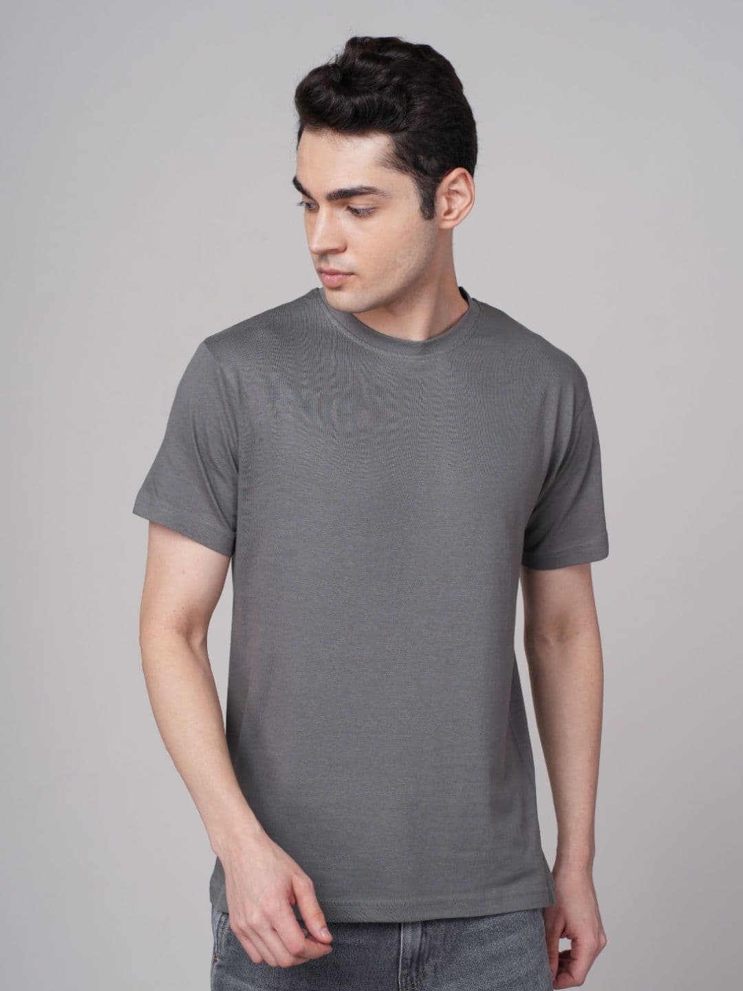 OUTLAWS Men Solid Round Neck Cotton T-shirt - view 1