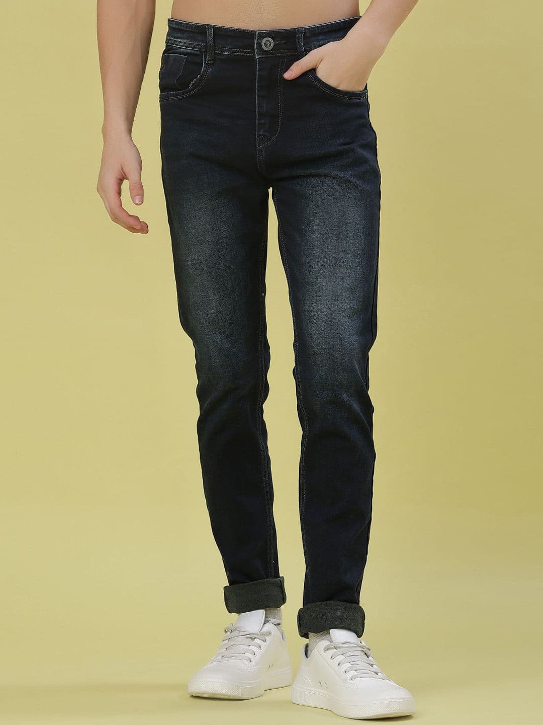 V-Mart Men Slim Fit Mid-Rise Light Fade Stretchable Jeans - view 1
