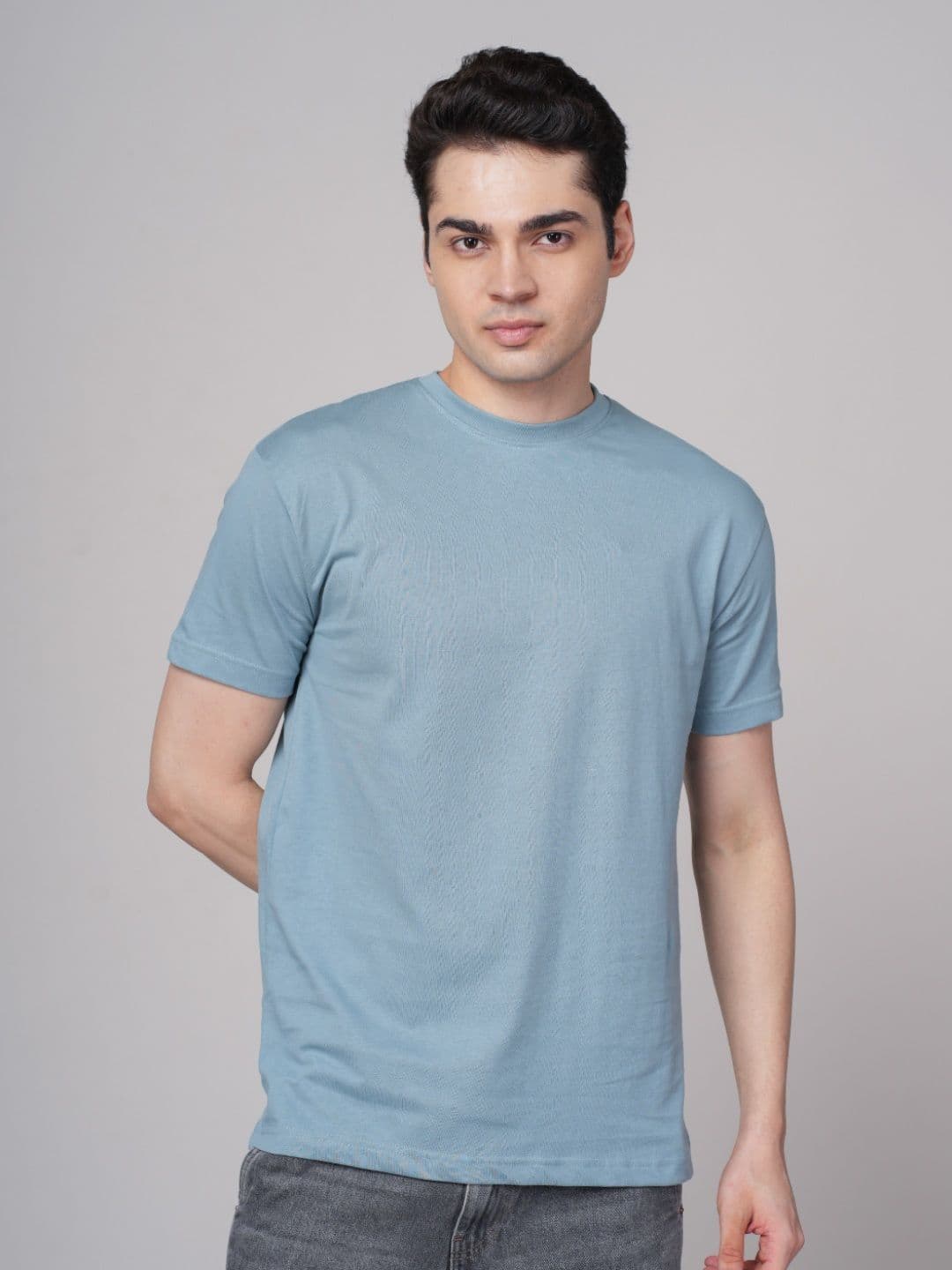 OUTLAWS Men Solid Round Neck Cotton T-shirt - view 1