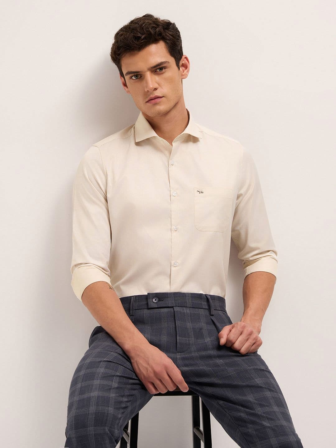 THE BEAR HOUSE Men Solid Tailored Fit Shirts - view 1