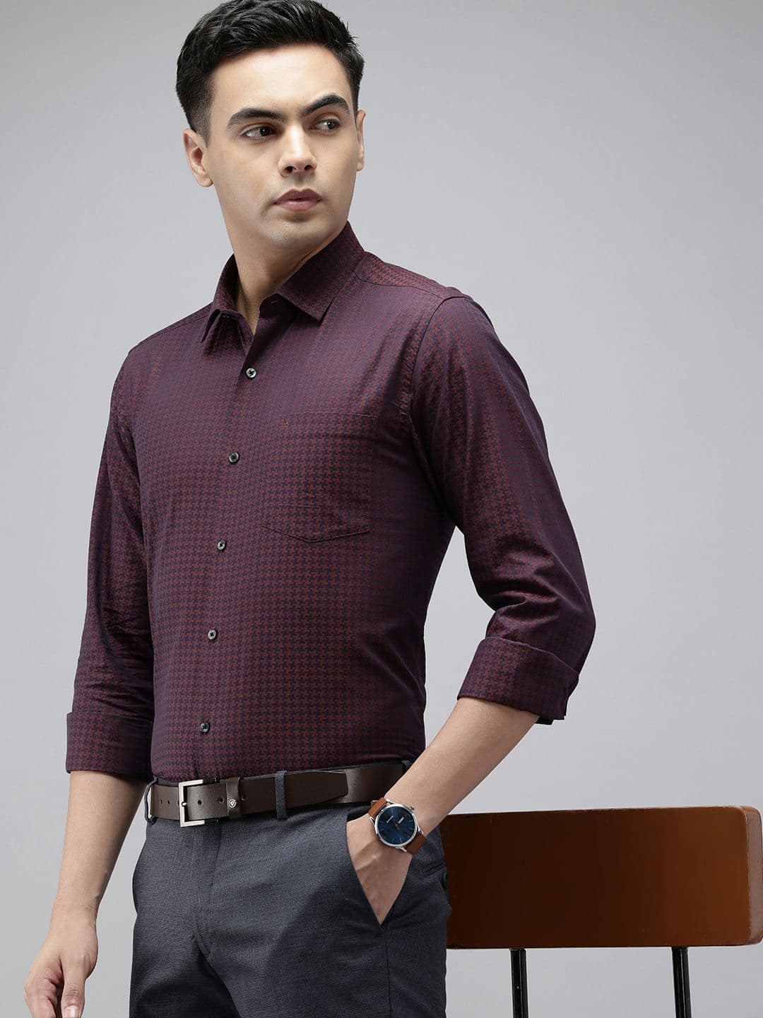 Arrow Pure Cotton Self Design Geometric Manhattan Slim Fit Formal Shirt - view 1