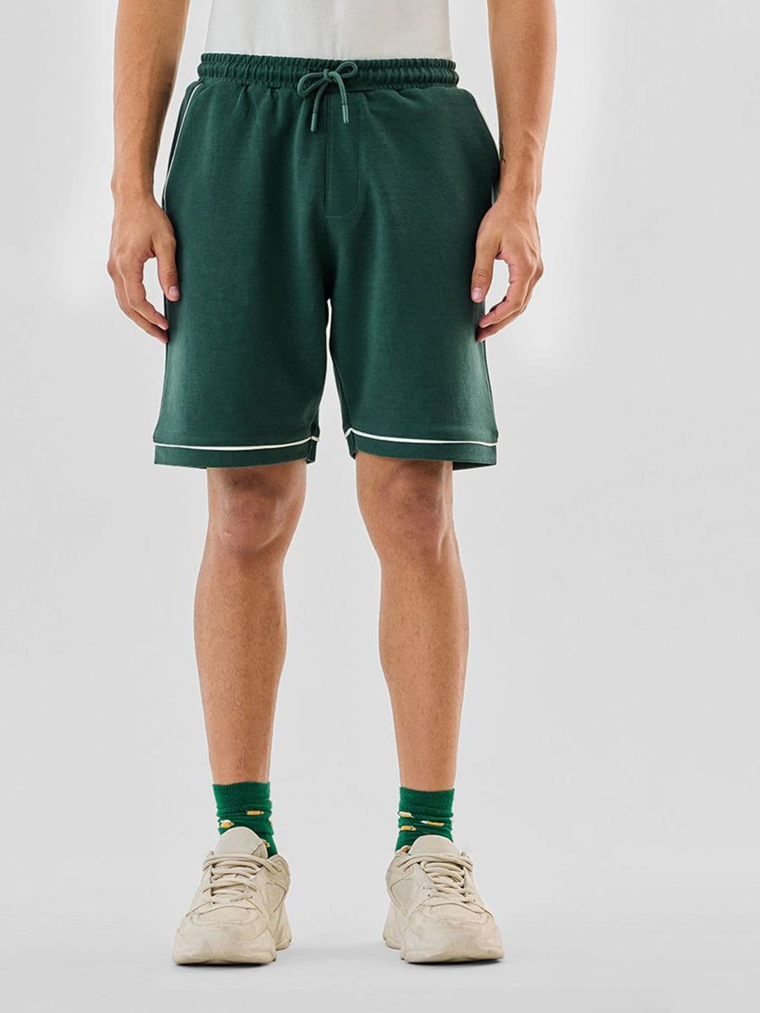 Snitch Men Green Mid-Rise Regular Fit Shorts - view 1