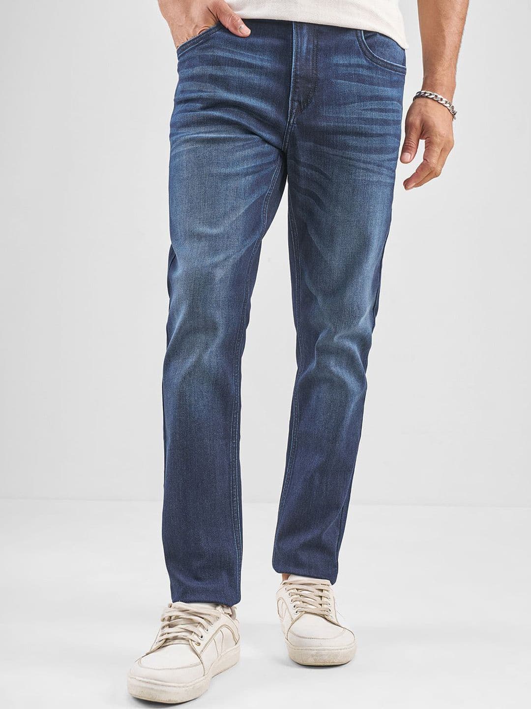 HIGHLANDER Men Slim Fit Mid-Rise Light Fade Jeans - view 1