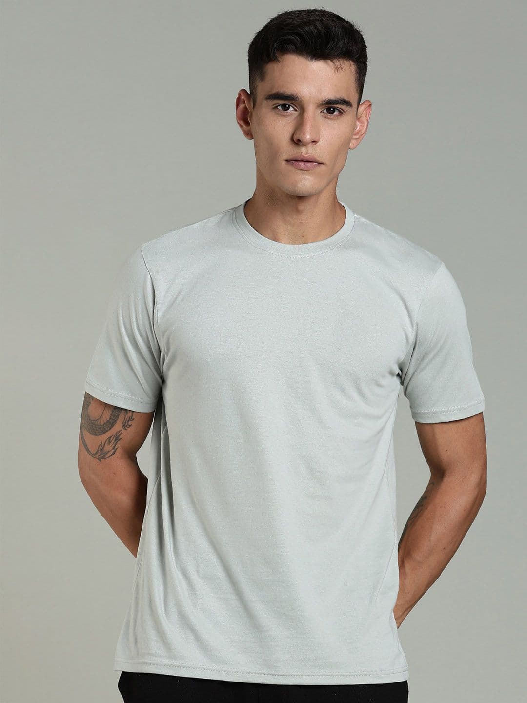 OUTLAWS Men Solid Round Neck Cotton T-shirt - view 1