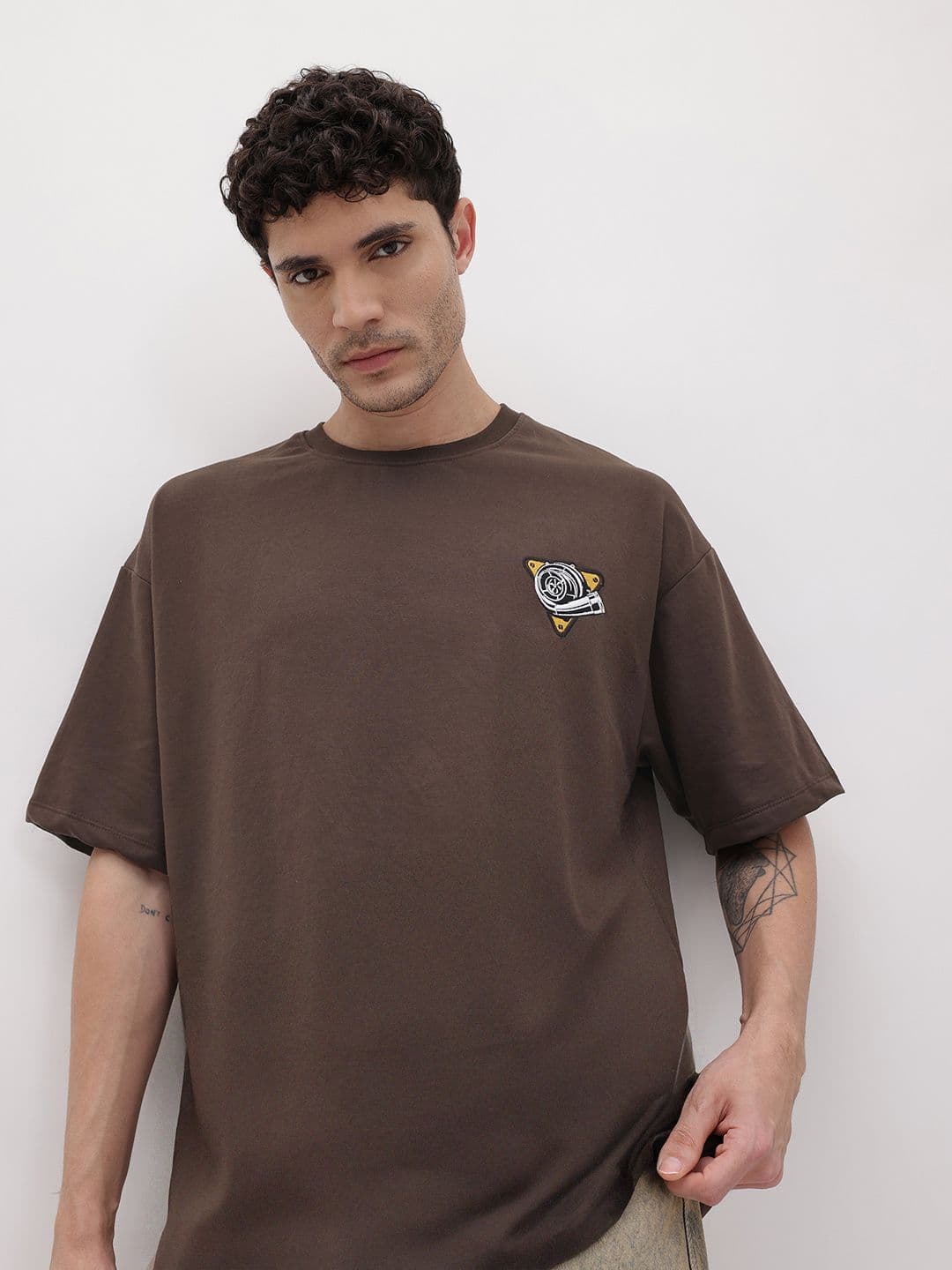 The Roadster Life Co. Drop-Shoulder Sleeves Applique Oversized T-shirt - view 1