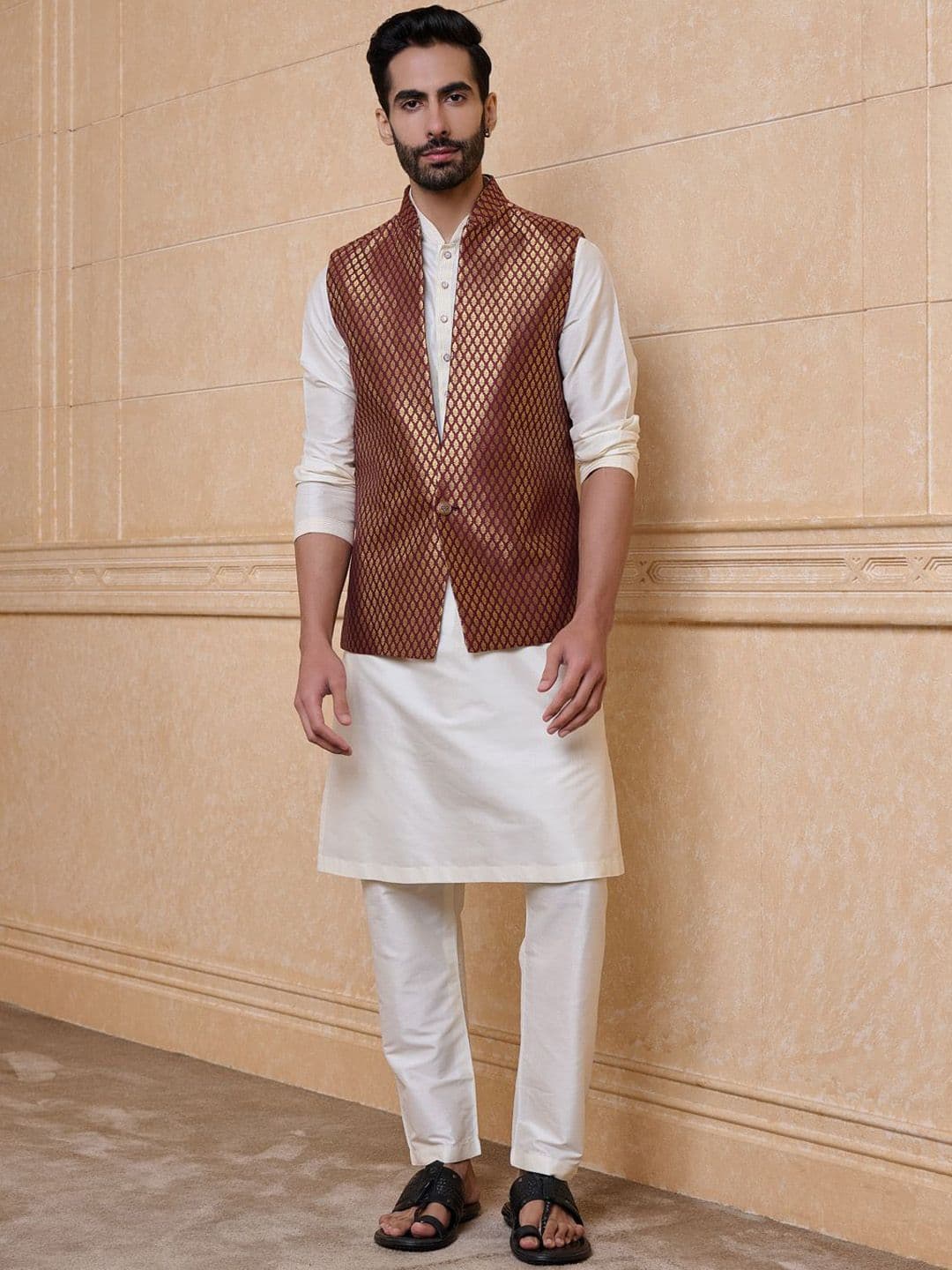 Tasva Men Woven Design Brocade Nehru Jacket - view 1