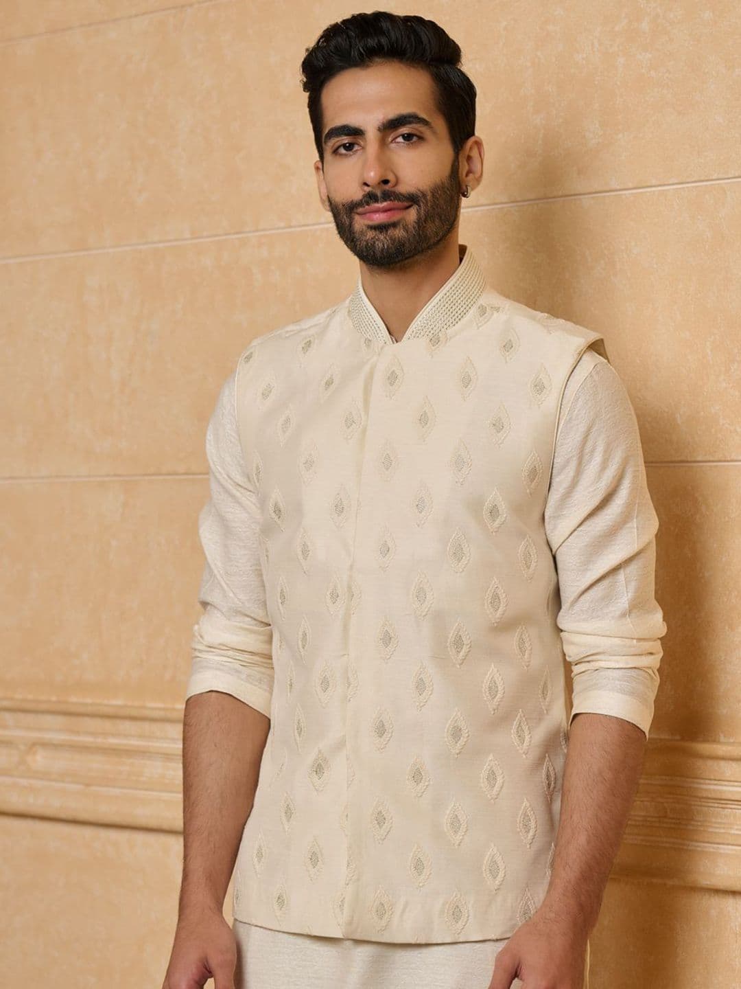 Tasva Men Embroidered Bundi Nehru Jacket - view 1