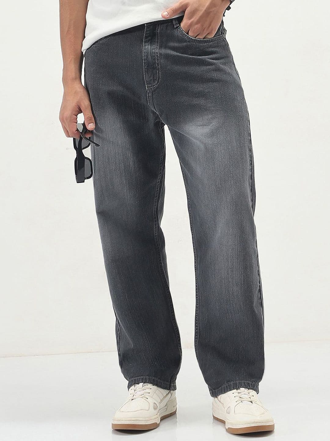 Urbano Fashion Men Dark Grey Loose Baggy Fit Washed Denim Non-Stretchable Jeans - view 1