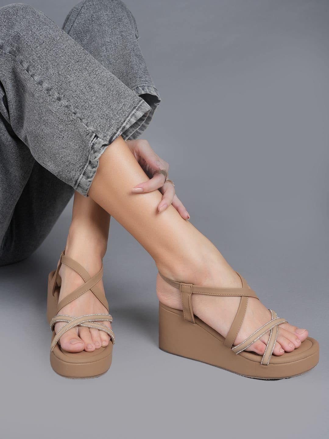 Mast & Harbour Women Wedge Sandals - view 1