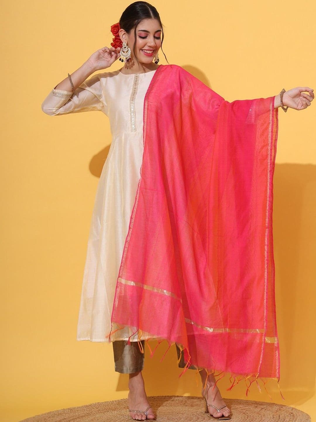 Sangria Dupatta - view 1
